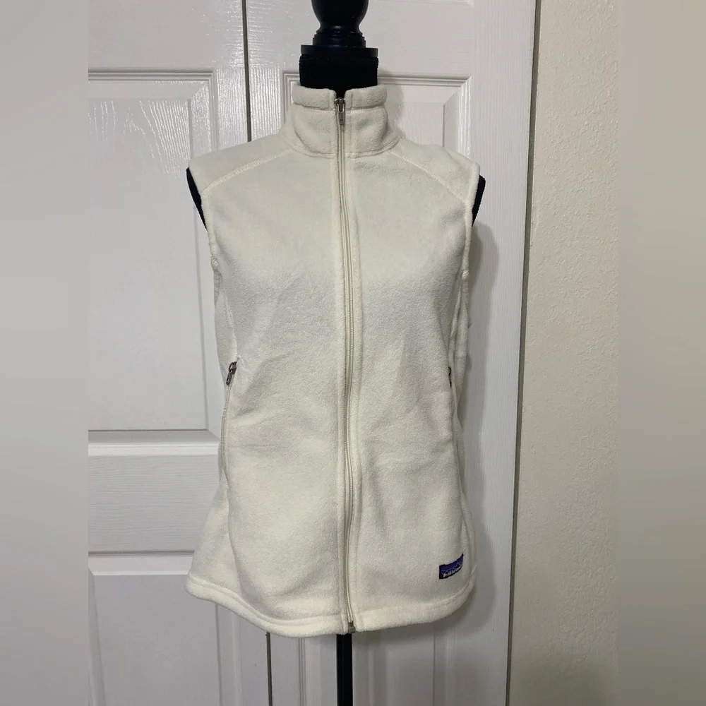 Patagonia Synchilla Women's Cream Fleece Vest size M